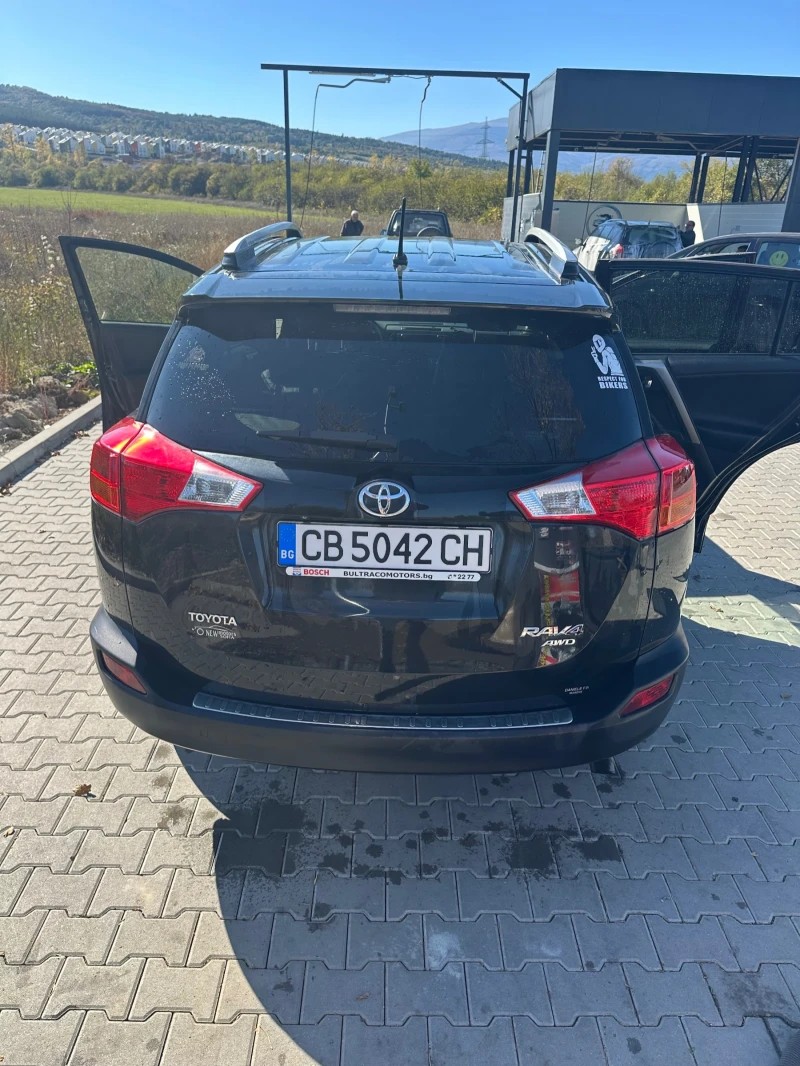 Toyota Rav4, снимка 6 - Автомобили и джипове - 48999770