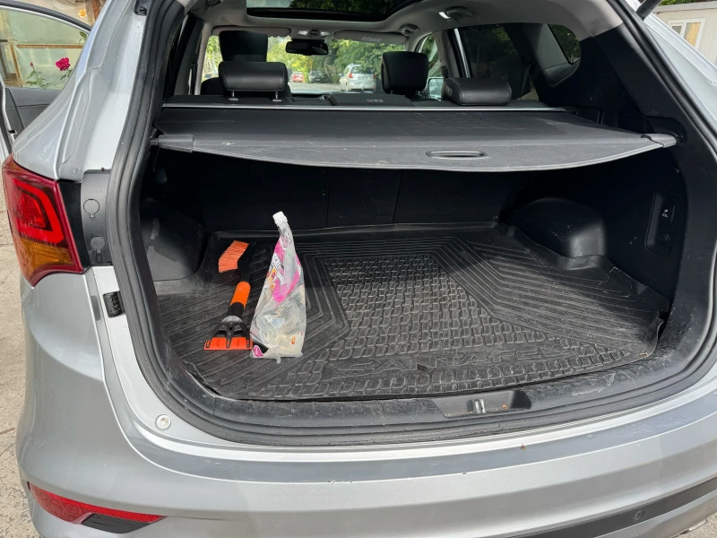Hyundai Santa fe 2.2CRDi 4WD Automatic Panorama, снимка 9 - Автомобили и джипове - 51857305