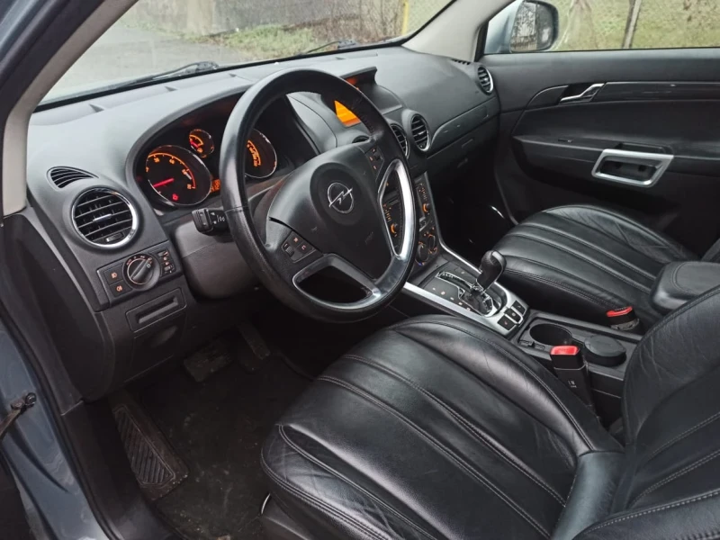 Opel Antara 2.2 DCTDI / 163hp / Full option / !!104000km!!, снимка 6 - Автомобили и джипове - 52885088