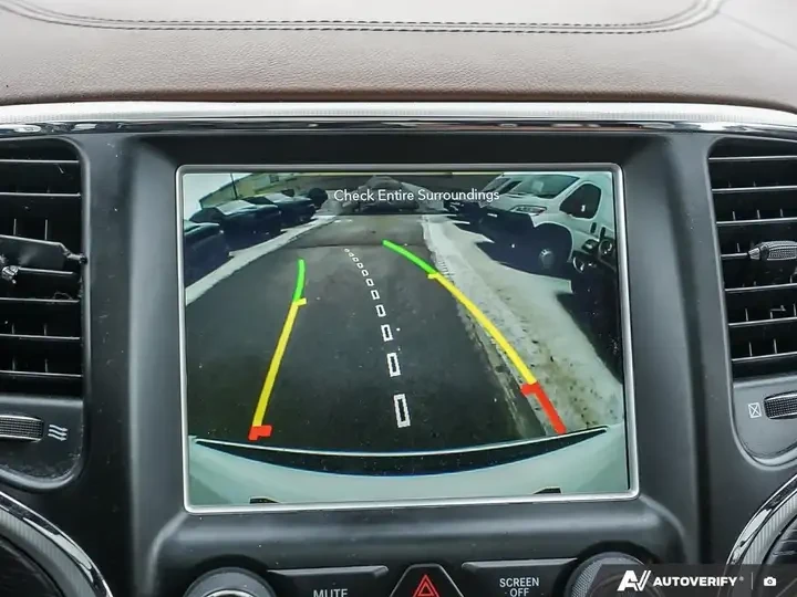 Jeep Grand cherokee SUMMIT, снимка 11 - Автомобили и джипове - 54133318