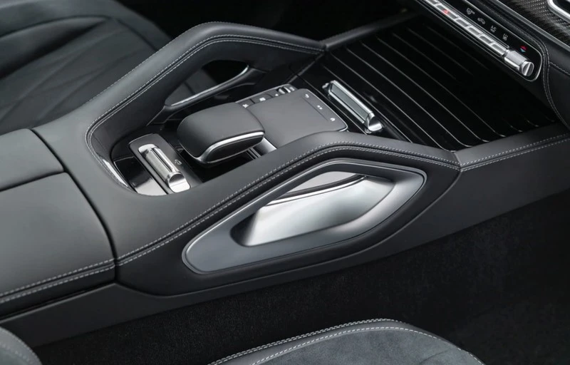Mercedes-Benz GLS 63 AMG 4Matic+ Ceramic , снимка 13 - Автомобили и джипове - 55927593
