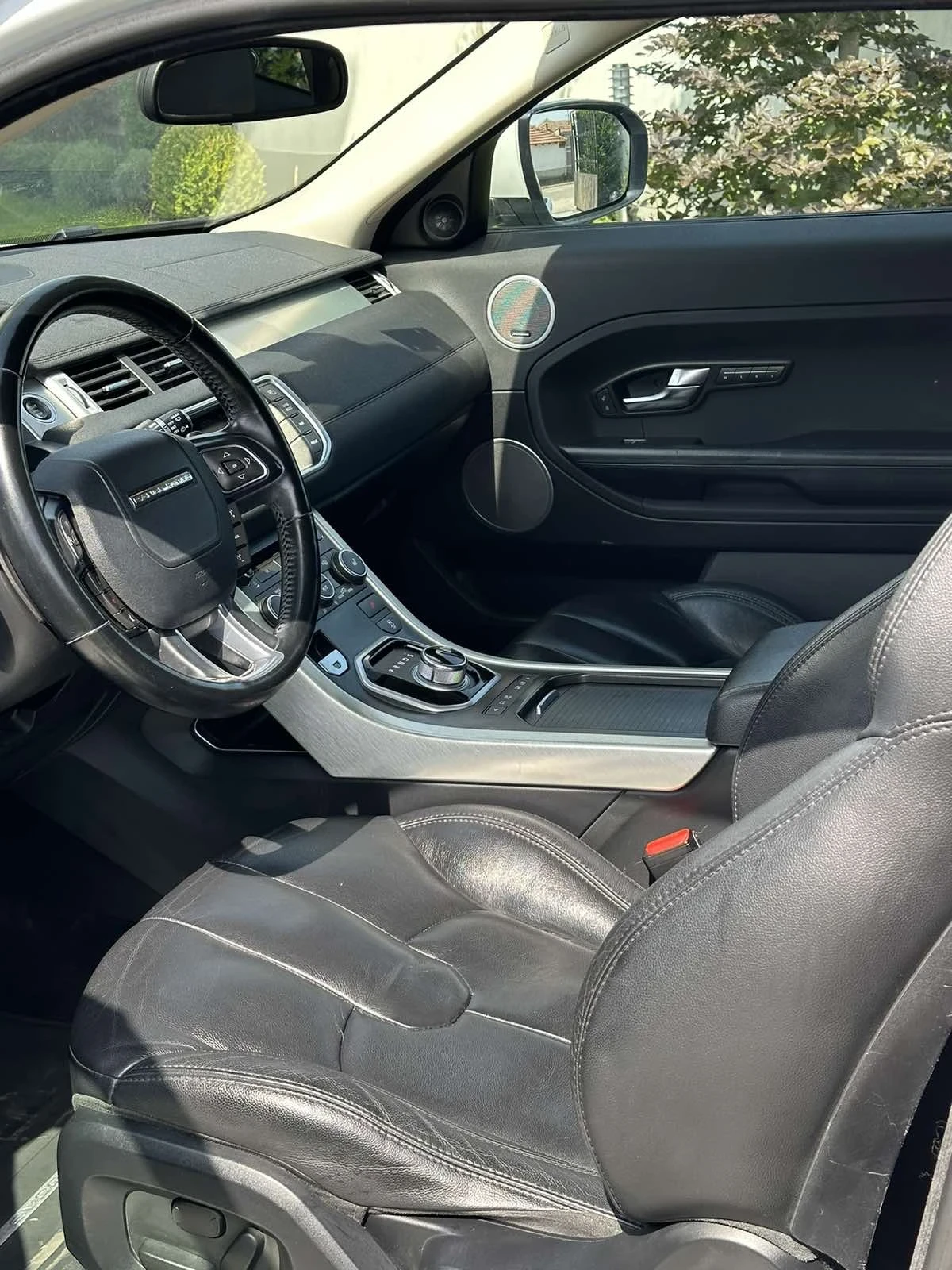 Land Rover Range Rover Evoque Напълно обслужен, Голяма навигация - изображение 8
