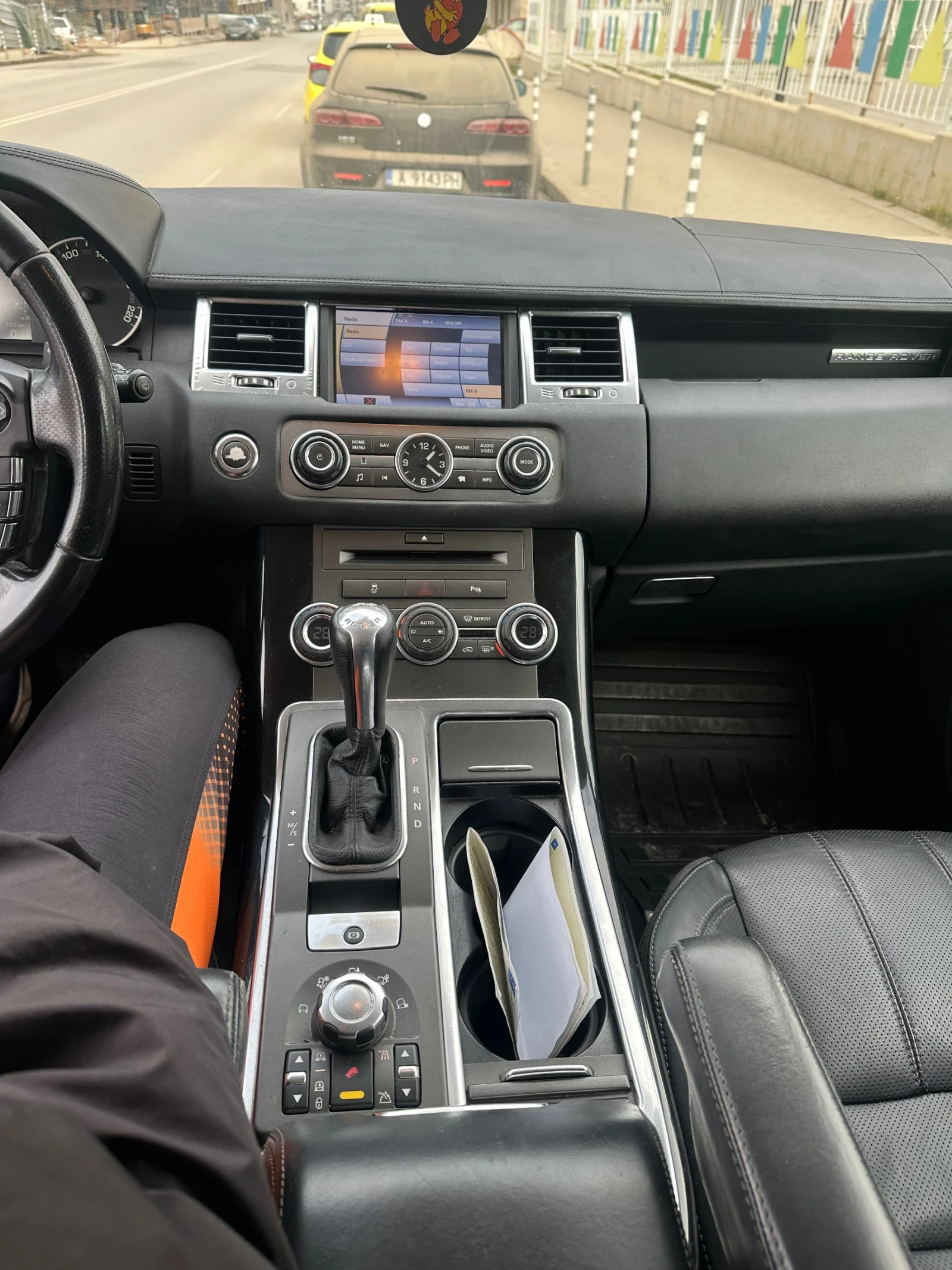 Land Rover Range Rover Sport 3.0 HSE - изображение 9