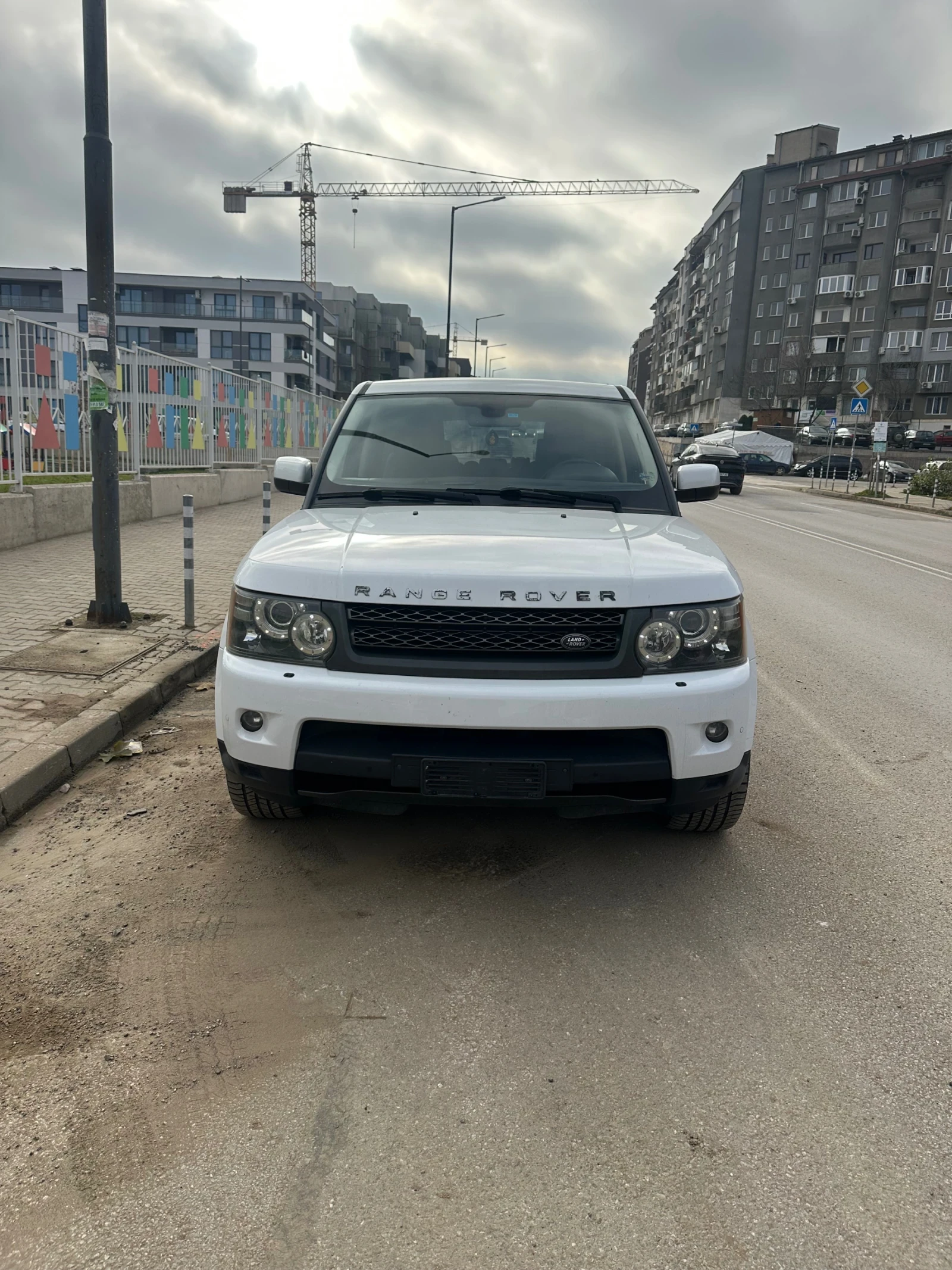 Land Rover Range Rover Sport 3.0 HSE - изображение 2