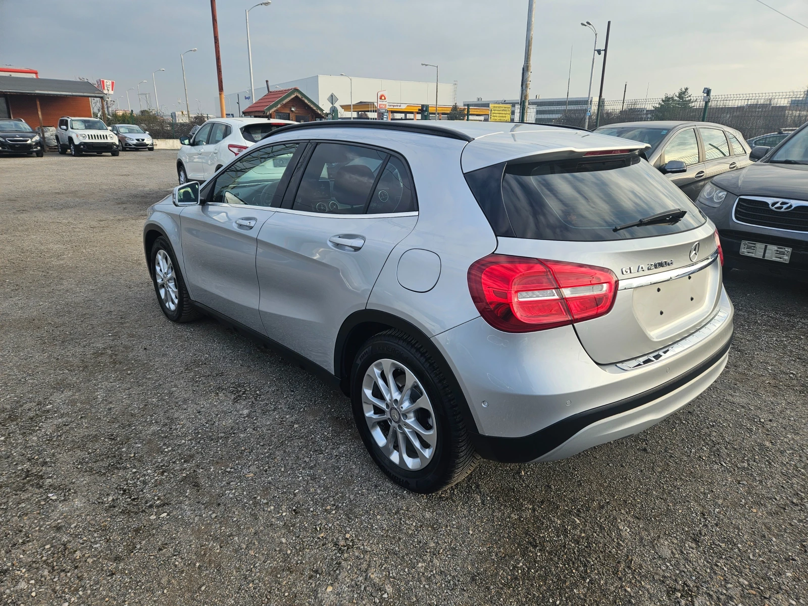 Mercedes-Benz GLA 200 2.2CDI-LED НАВИГАЦИЯ-КАМЕРА-ПЕРФЕКТНА - изображение 5