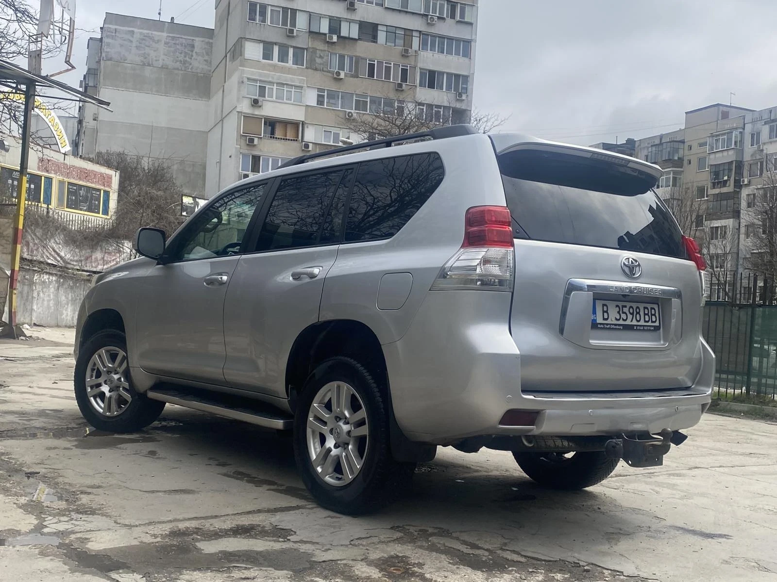 Toyota Land cruiser, снимка 4 - Автомобили и джипове - 54078461