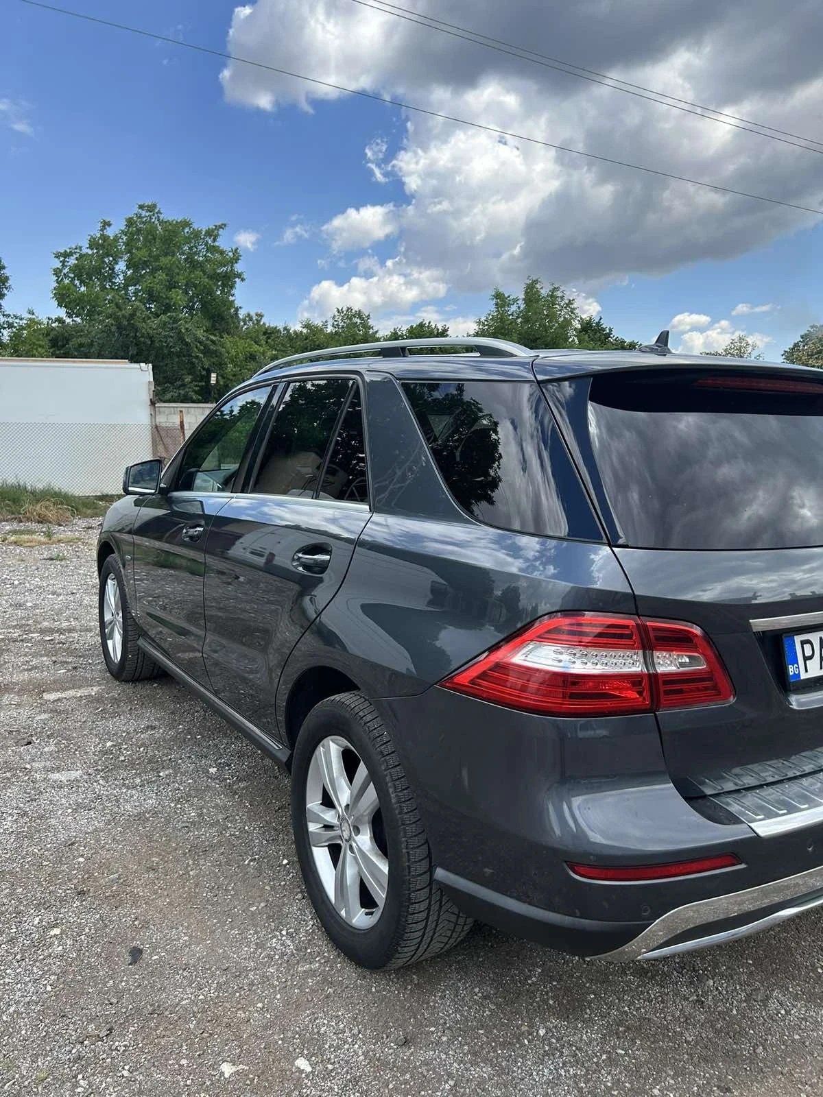 Mercedes-Benz ML 250 Bluetec 4MATIC 204 к.с, снимка 5 - Автомобили и джипове - 55116193