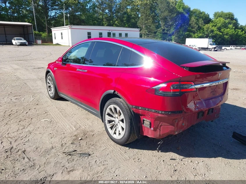 Tesla Model X 60D, снимка 3 - Автомобили и джипове - 55213690