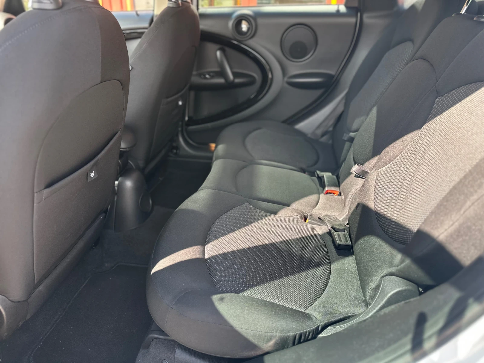 Mini Countryman 1.6i* 98kc* TOP, снимка 10 - Автомобили и джипове - 55265191