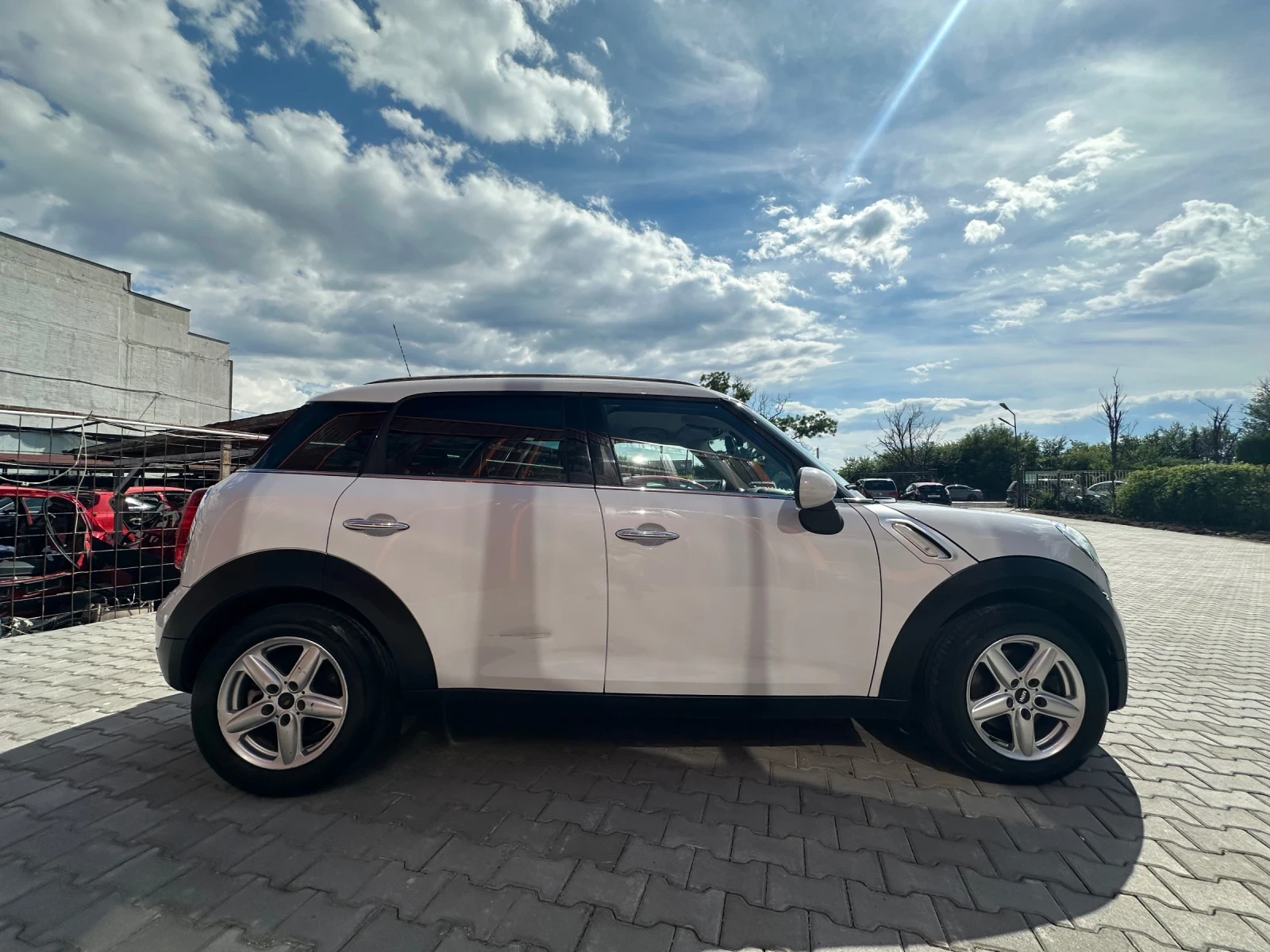 Mini Countryman 1.6i* 98kc* TOP, снимка 7 - Автомобили и джипове - 55265191