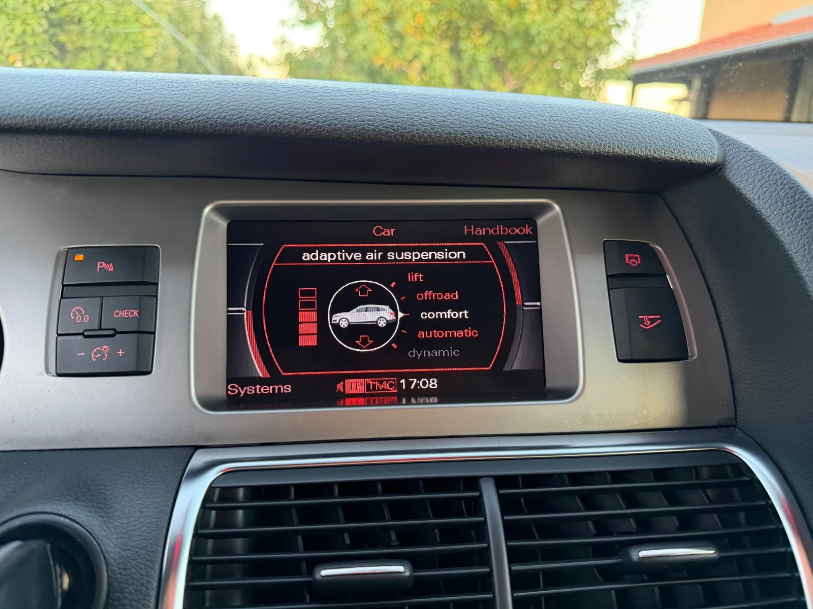 Audi Q7, снимка 15 - Автомобили и джипове - 56654184