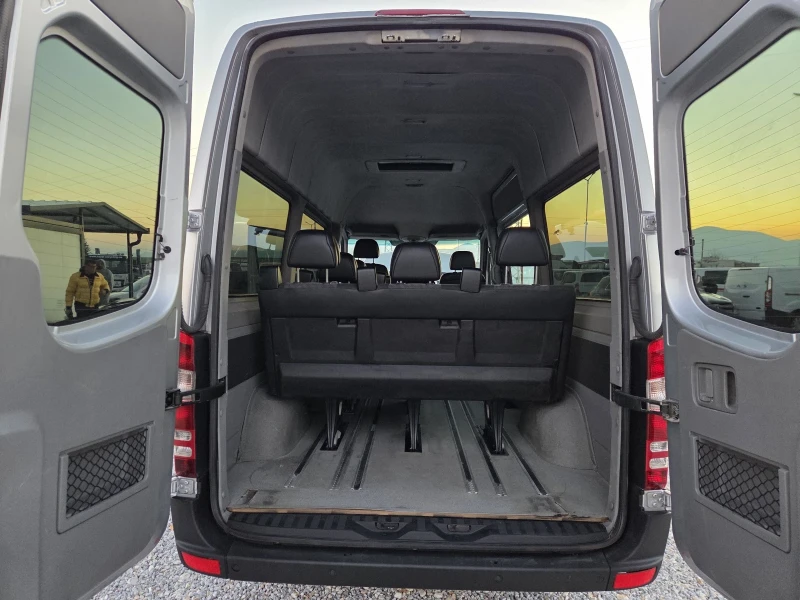 Mercedes-Benz Sprinter 315 CDI, 9 местен, Климатик, Нави, Подрев, Xenon, снимка 15 - Бусове и автобуси - 52805794