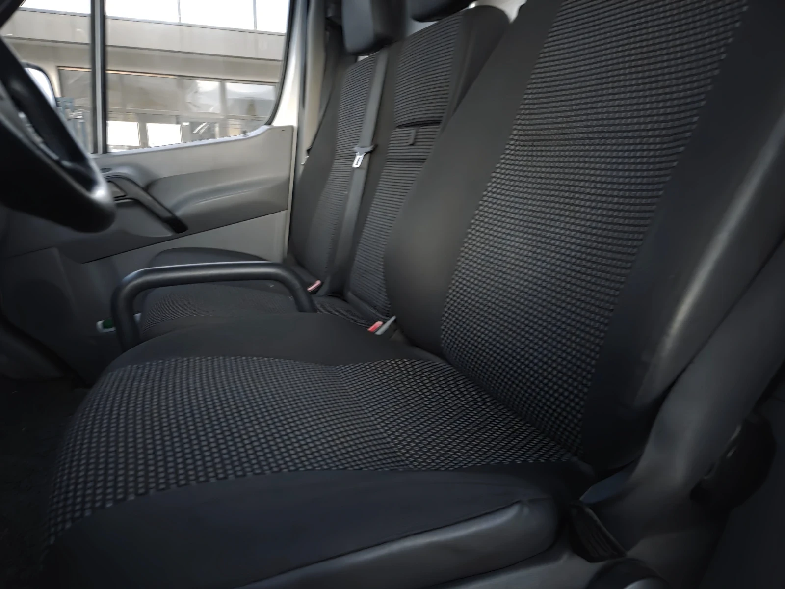 Mercedes-Benz Sprinter 515  - изображение 9