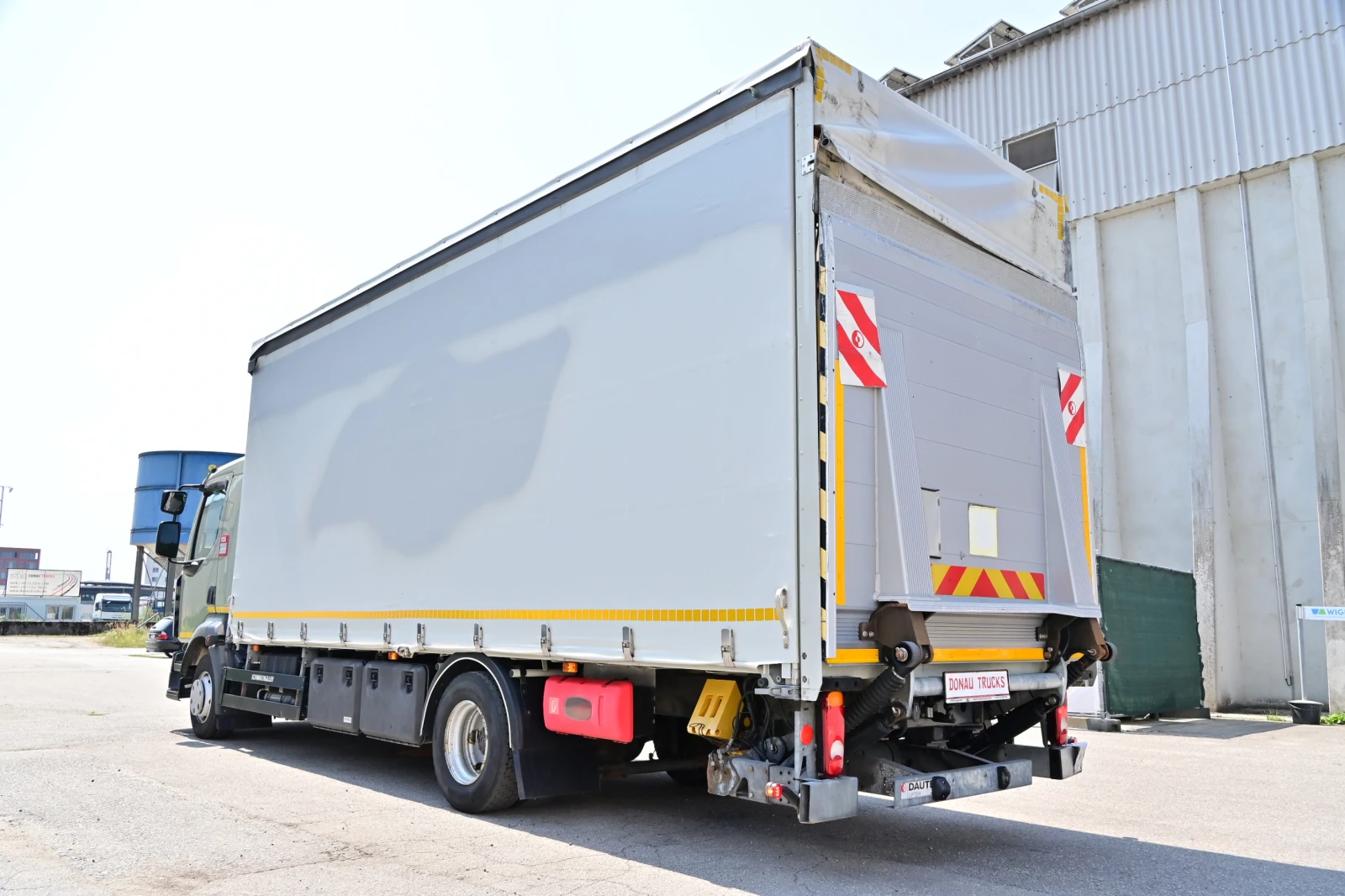 Renault D 12.240, снимка 4 - Камиони - 55282385