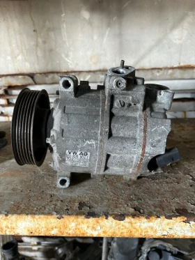 Компресор климатик AUDI,VW,SEAT,SKODA  1K0 820 803L, снимка 1