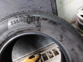 Гуми Зимни 235/65R17, снимка 8