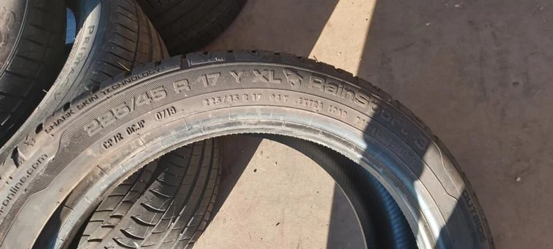 Гуми Летни 225/45R17, снимка 8 - Гуми и джанти - 35136750