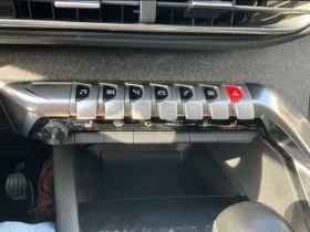 Peugeot 3008 1.2 PureTech Allure , снимка 15