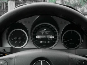 Mercedes-Benz C 350 Mercedes C350 4matic AMG pac, NAVI, Кожа, 2ключа, снимка 9