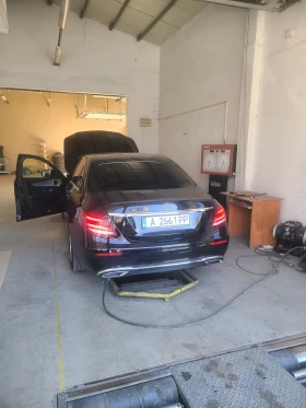 Mercedes-Benz E 220, снимка 3