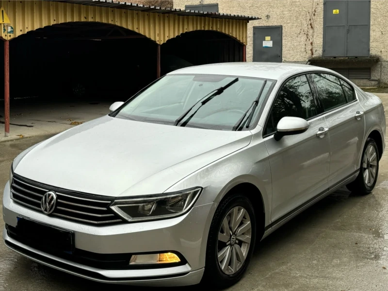 VW Passat 2.0TDI DSG, снимка 2 - Автомобили и джипове - 47913564