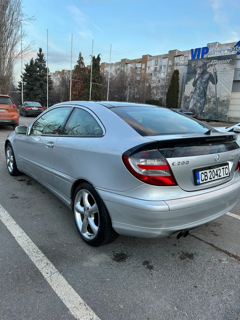 Mercedes-Benz C 200  Панорама   Навигация    Камера за паркиране , снимка 6 - Автомобили и джипове - 48852322