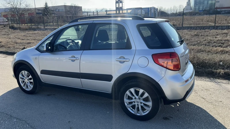 Suzuki SX4 4x4 с Нова газова уредба, снимка 6 - Автомобили и джипове - 49468935