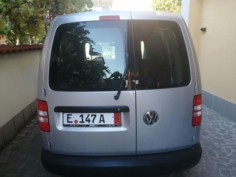 VW Caddy, снимка 4 - Автомобили и джипове - 51619472