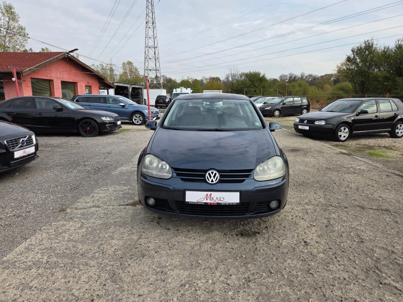 VW Golf 1.6FSI, снимка 2 - Автомобили и джипове - 52130061