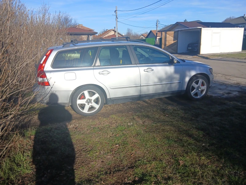 Volvo V50 2.0d, снимка 4 - Автомобили и джипове - 53111165