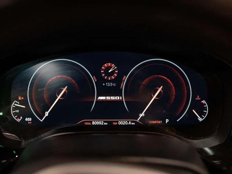 BMW 550 * xDrive * CARFAX * ЦЕНА ДО БГ, снимка 9 - Автомобили и джипове - 53279810