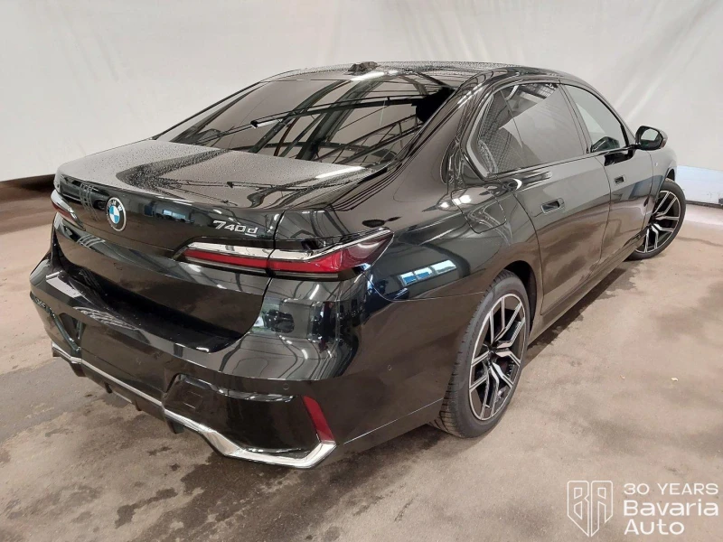 BMW 740 d xDrive M Sport Paket Sportautomatic, снимка 3 - Автомобили и джипове - 53422594