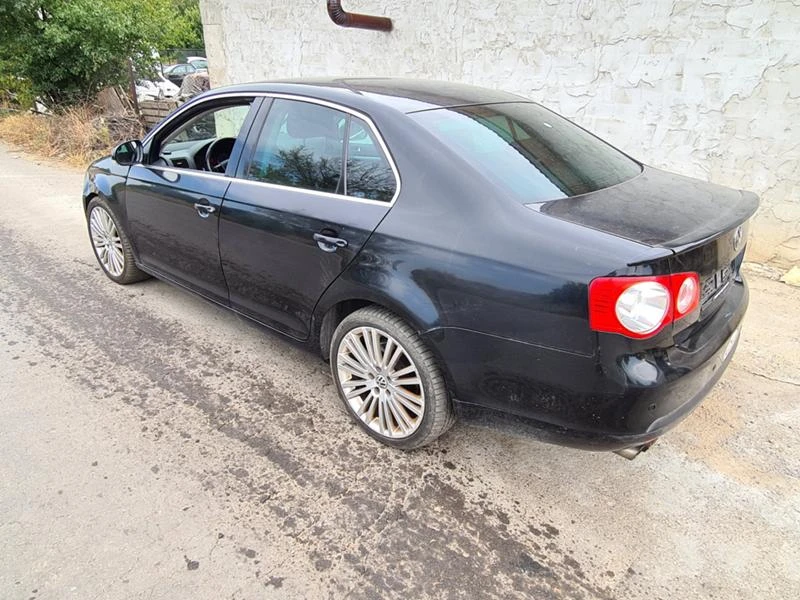 VW Jetta 2.0TFSI BWA, снимка 4 - Автомобили и джипове - 47659925