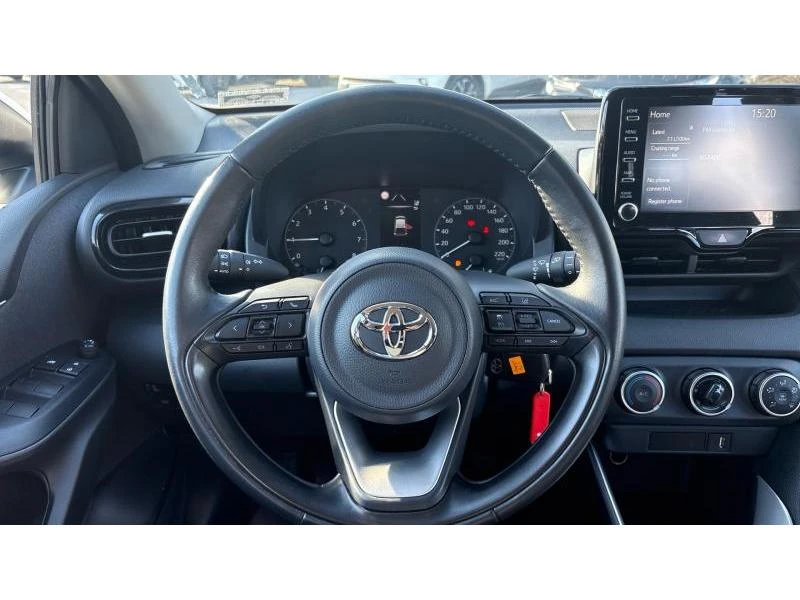 Toyota Yaris 1.5P M/T FANCY, снимка 13 - Автомобили и джипове - 53631882