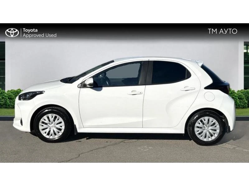 Toyota Yaris 1.5P M/T FANCY - изображение 3