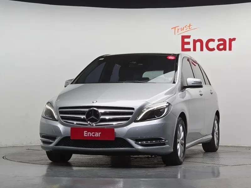 Mercedes-Benz B 200 2.0, снимка 3 - Автомобили и джипове - 54278404