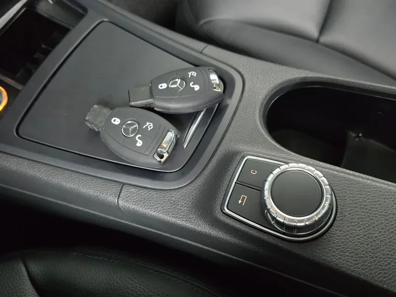 Mercedes-Benz B 200 2.0, снимка 16 - Автомобили и джипове - 54278404