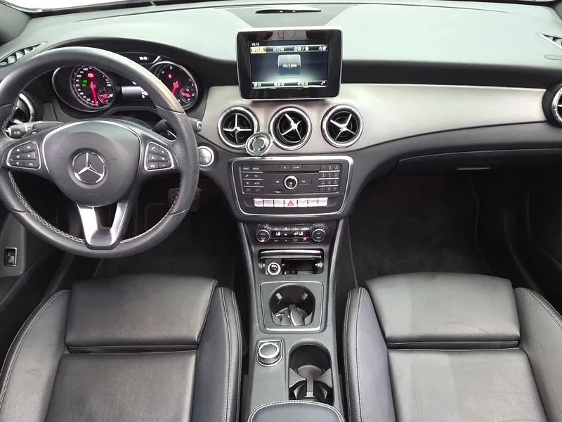 Mercedes-Benz CLA 250 4Matic, снимка 7 - Автомобили и джипове - 55738630