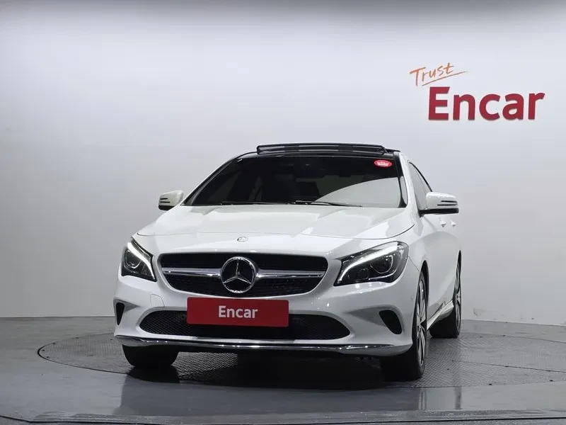 Mercedes-Benz CLA 250 4Matic, снимка 3 - Автомобили и джипове - 55738630
