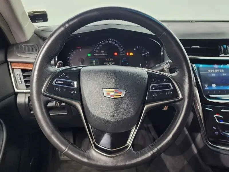 Cadillac Cts, снимка 13 - Автомобили и джипове - 56687824