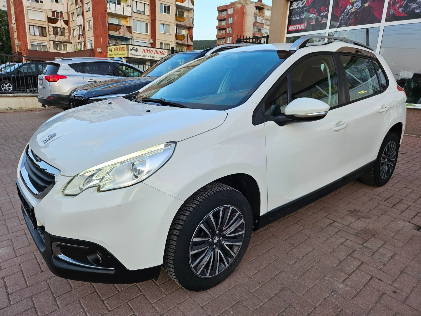 Peugeot 2008 1.4HDI, Navi, 86212км! - изображение 5