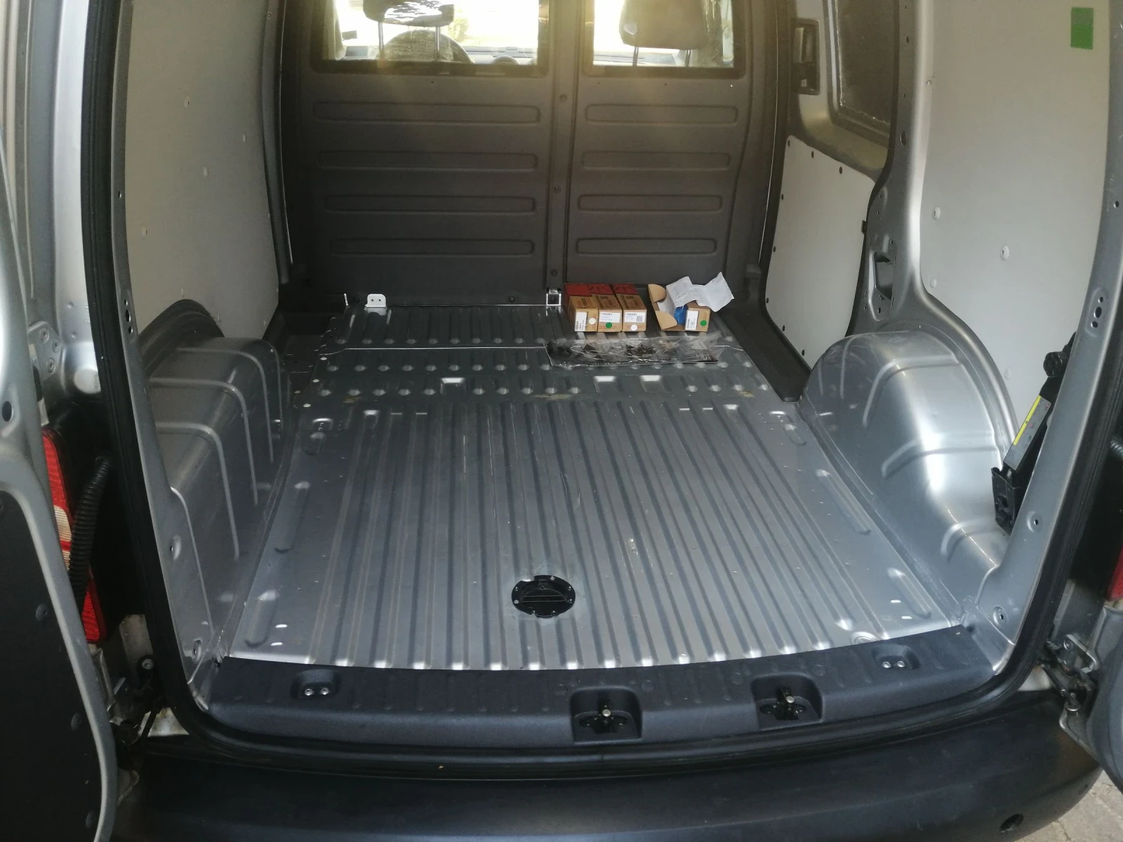 VW Caddy  - изображение 7