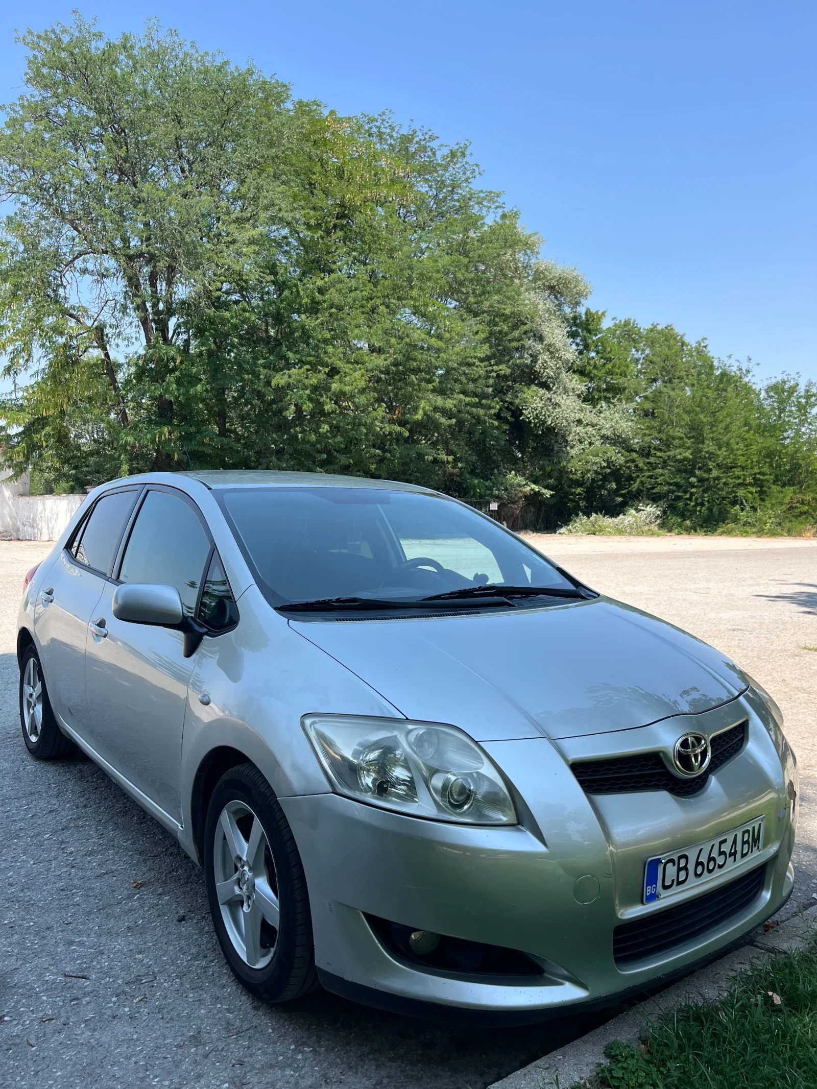 Toyota Auris  - изображение 5