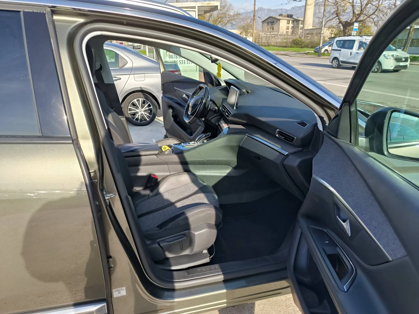 Peugeot 5008 1.6d-7m-Automat-Navi-Euro-6B | Mobile.bg � ����������� 17