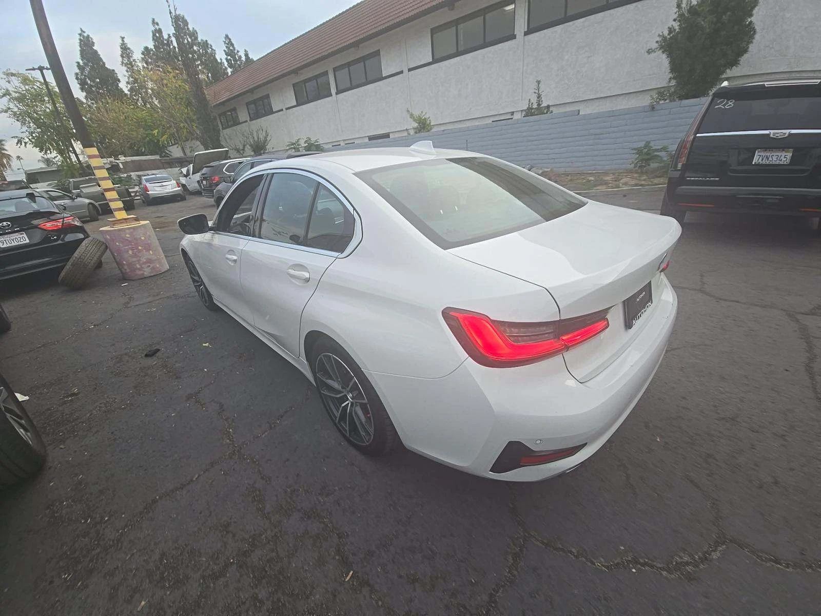 BMW 330  - изображение 4