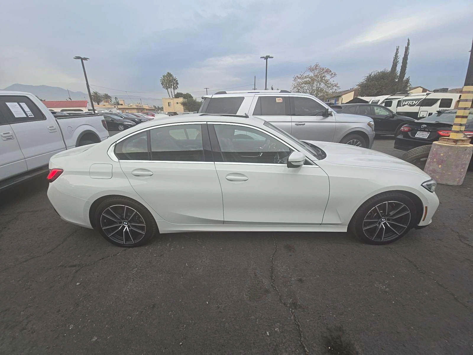 BMW 330  - изображение 3