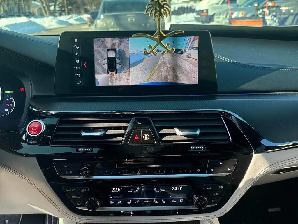 BMW M5 * Bowers & Wilkins* Карбонов таван * ALCANTARA - изображение 9