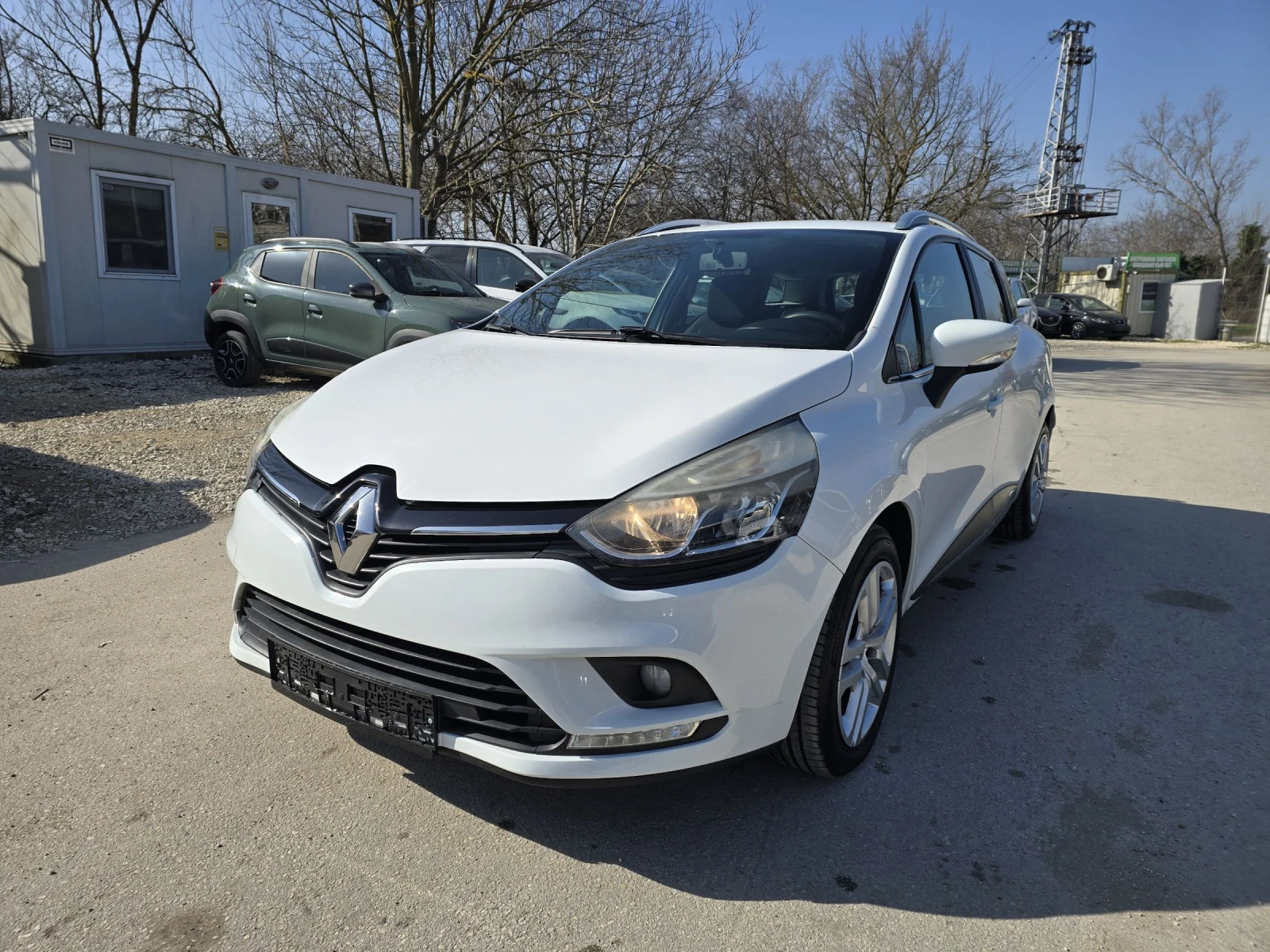 Renault Clio 1.5dci 75к.с 98хил. км !!!, снимка 2 - Автомобили и джипове - 53834182