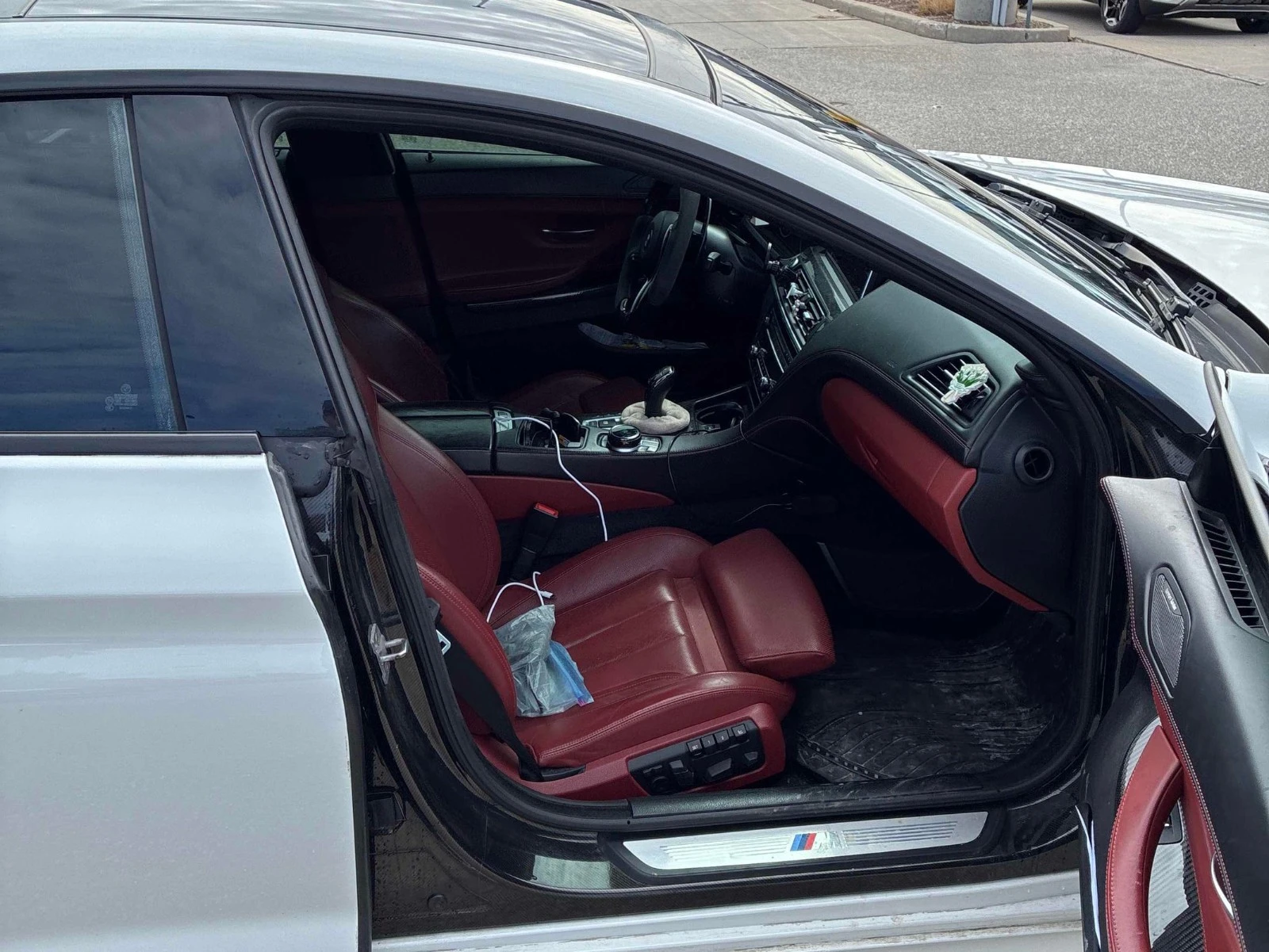 BMW 640 С РЕГИСТРАЦИЯ & АВТО КРЕДИТ, снимка 10 - Автомобили и джипове - 53988433