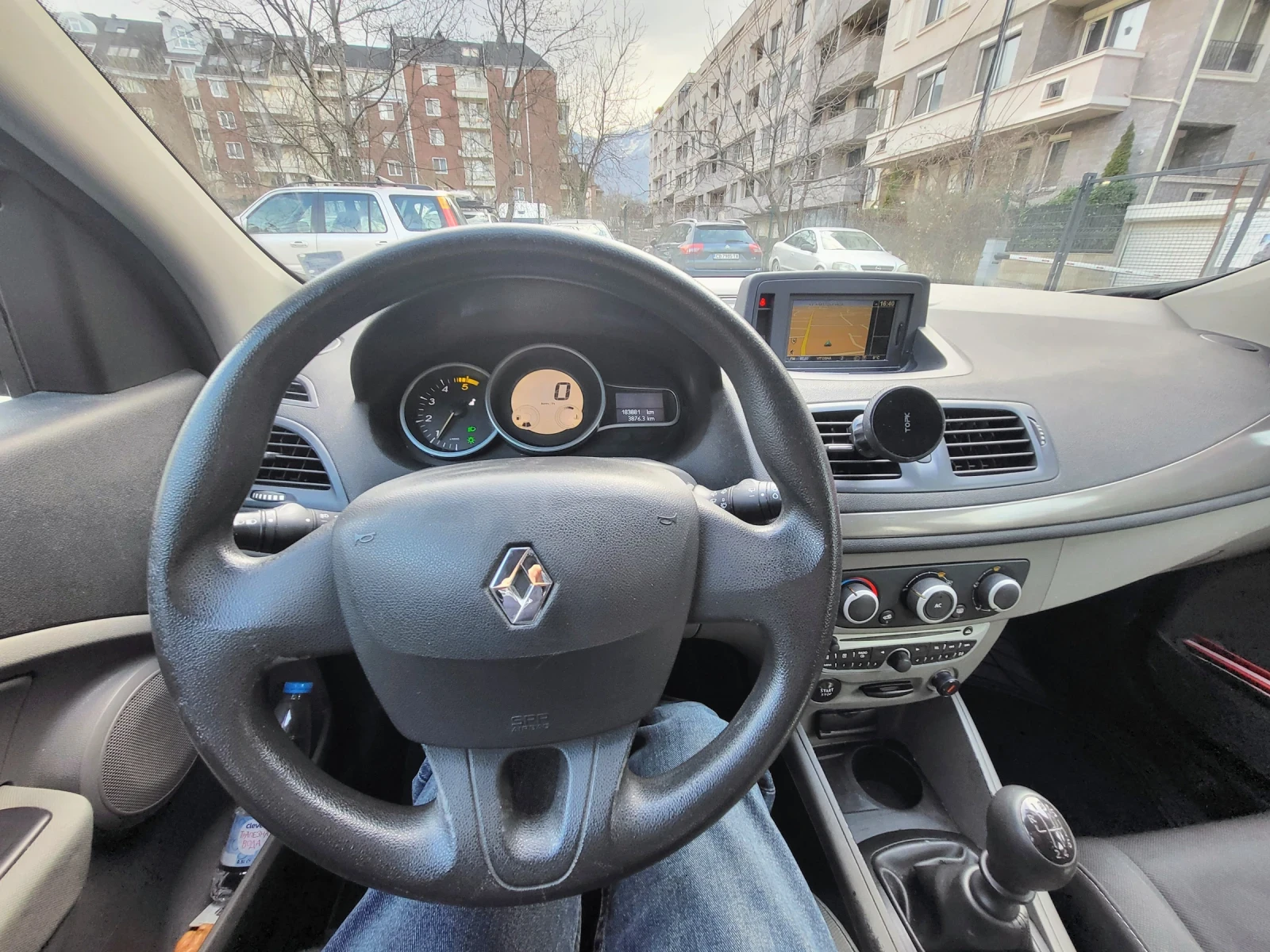Renault Megane 3, снимка 6 - Автомобили и джипове - 54042046